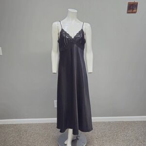 Vintage Linea Donatella Maxi Nightgown Medium Black Babydoll Satin Lace Romantic